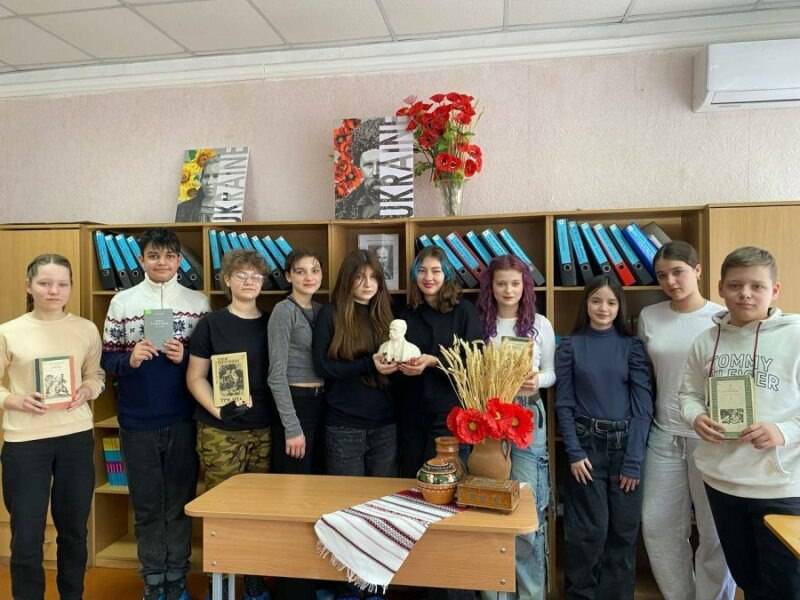 До дня народження Тараса Шевченка